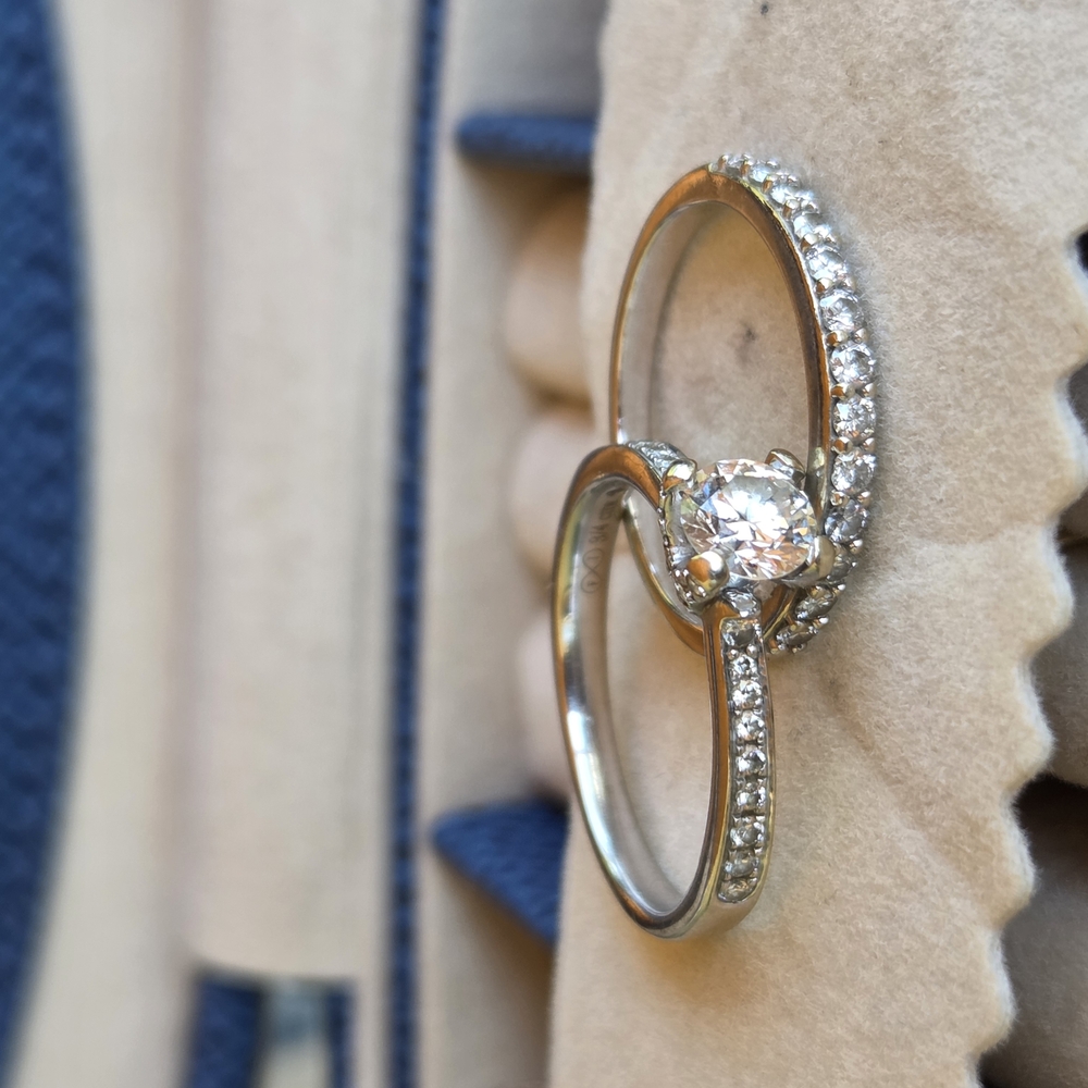 Elegant Silver Diamond Ring Set